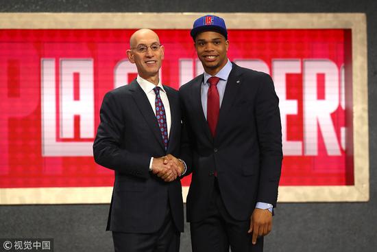 融入并适应 融入并适应