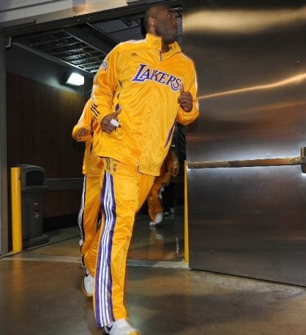 的成熟与完 的成熟与完